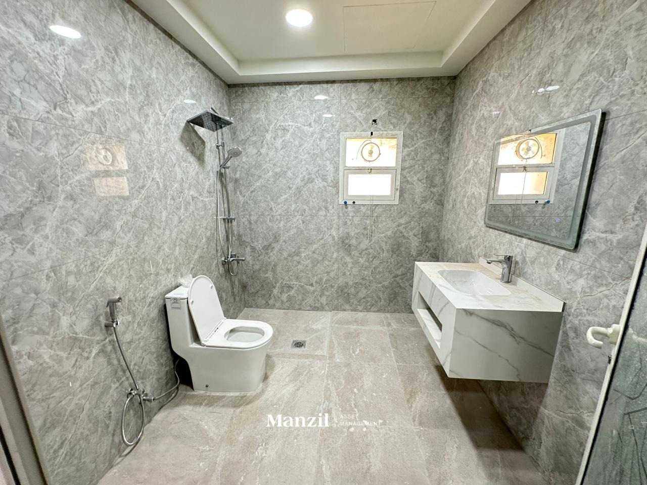 5 Bed Villa | Spacious | Luxury Living