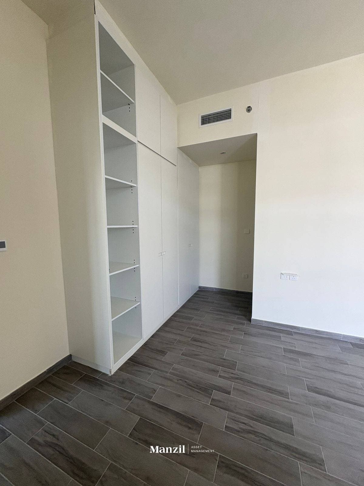 Spacious | 4 Balconies | JVC 