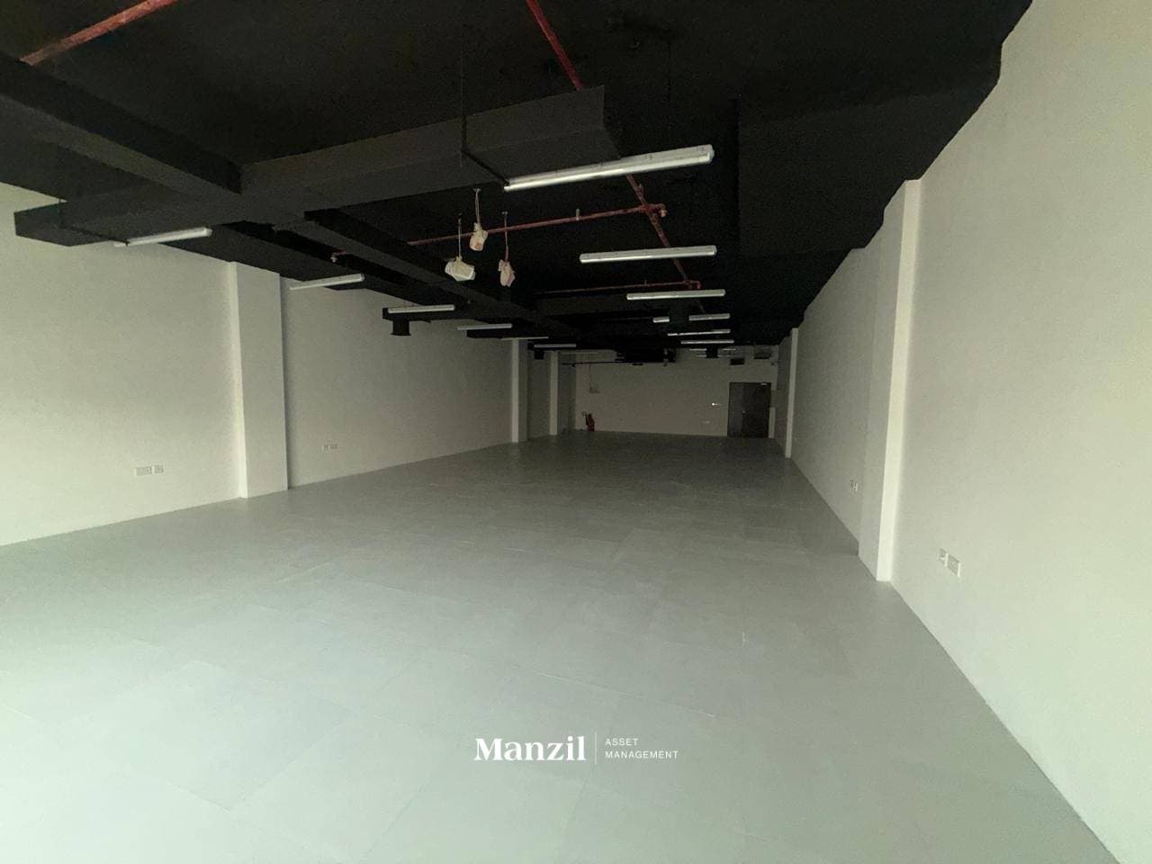 Spacious Office| Prime Location| Unfurnished|