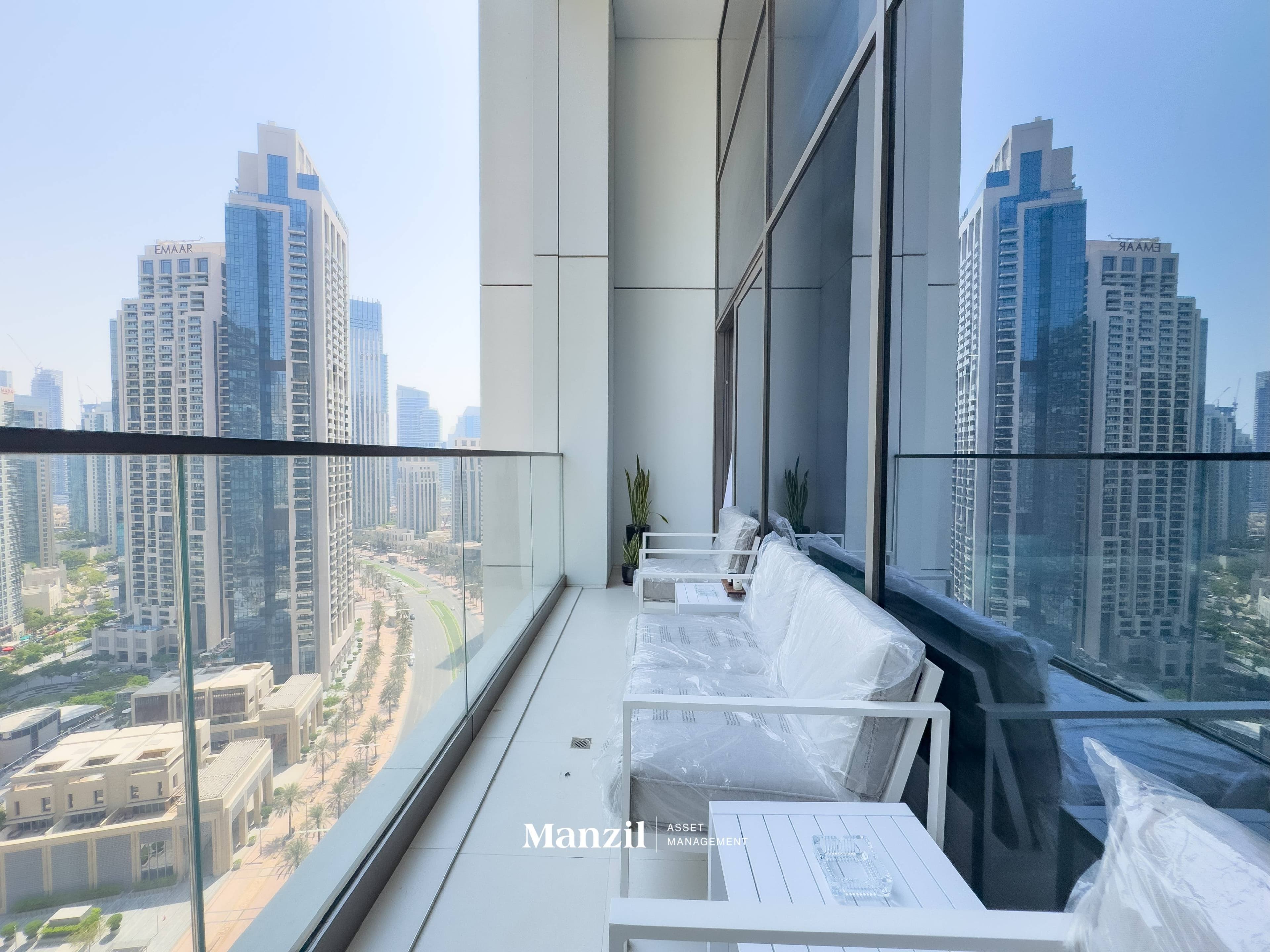 Elegant Urban Living | 3BR Apartments | Burj Crown