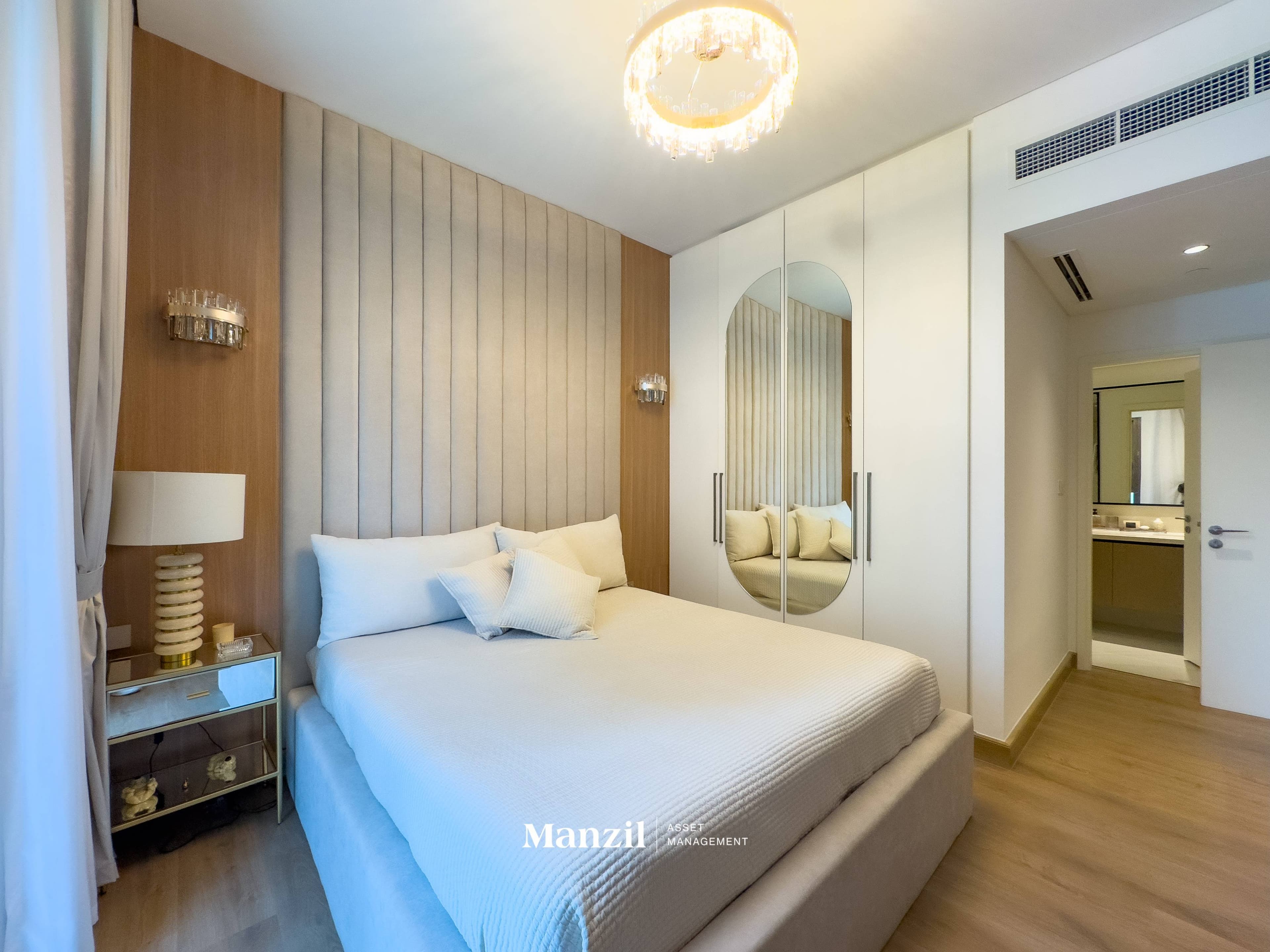 Elegant Urban Living | 3BR Apartments | Burj Crown