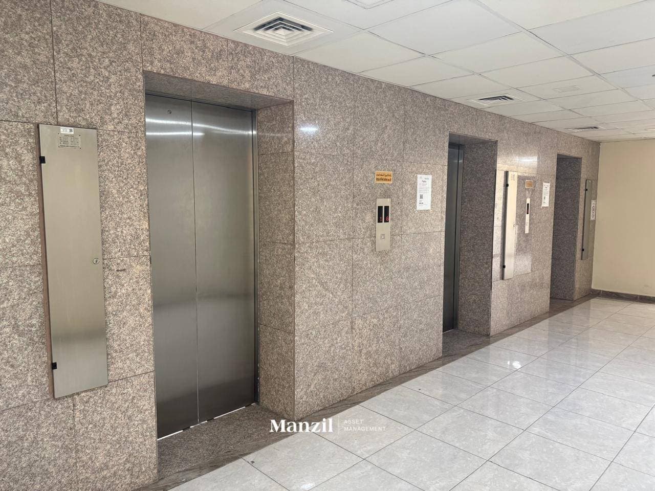 Spacious Office| Prime Location| Unfurnished|