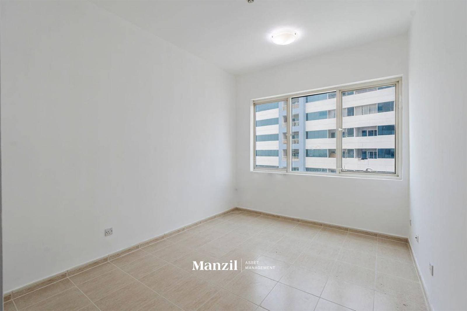 Well Maintained| Golf View | Chiller Free | 2 Parking