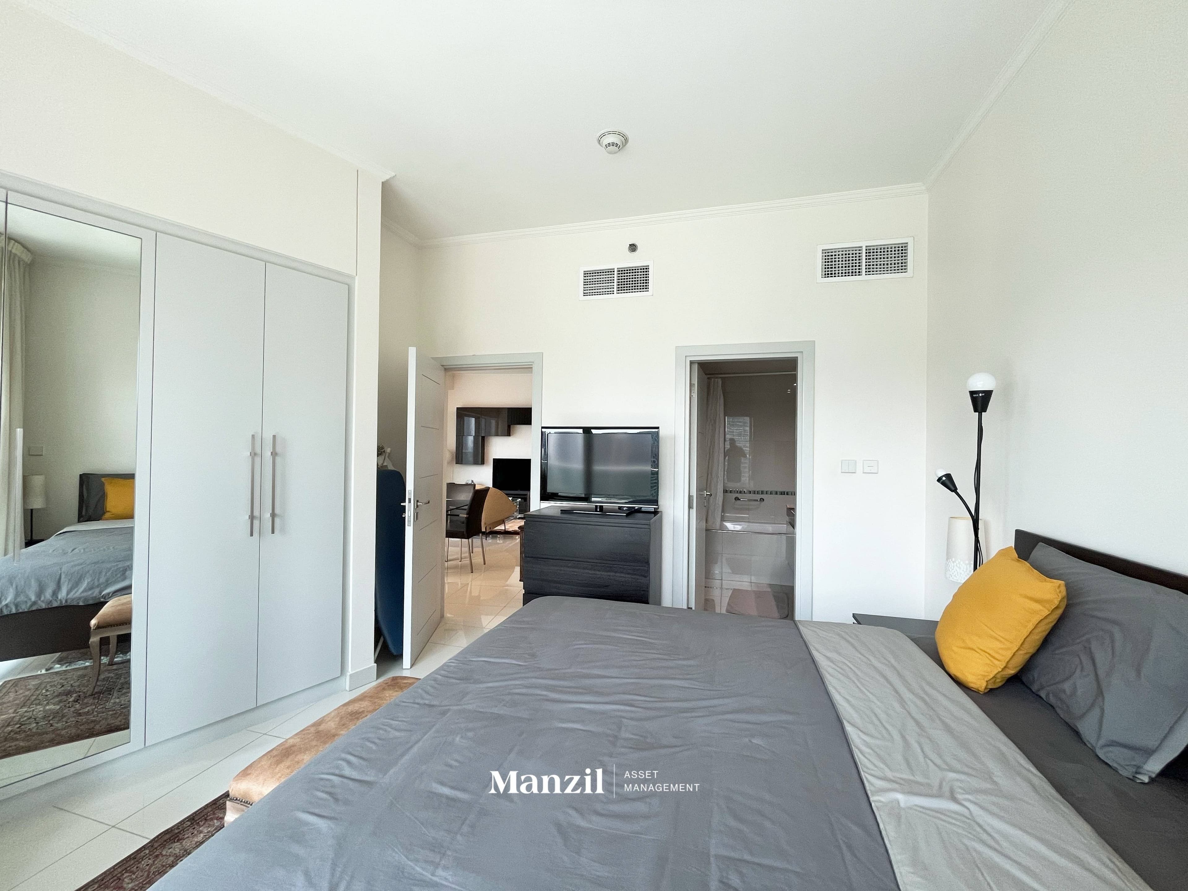 Marina Views | 2Bed + Maid | Fully Furnished