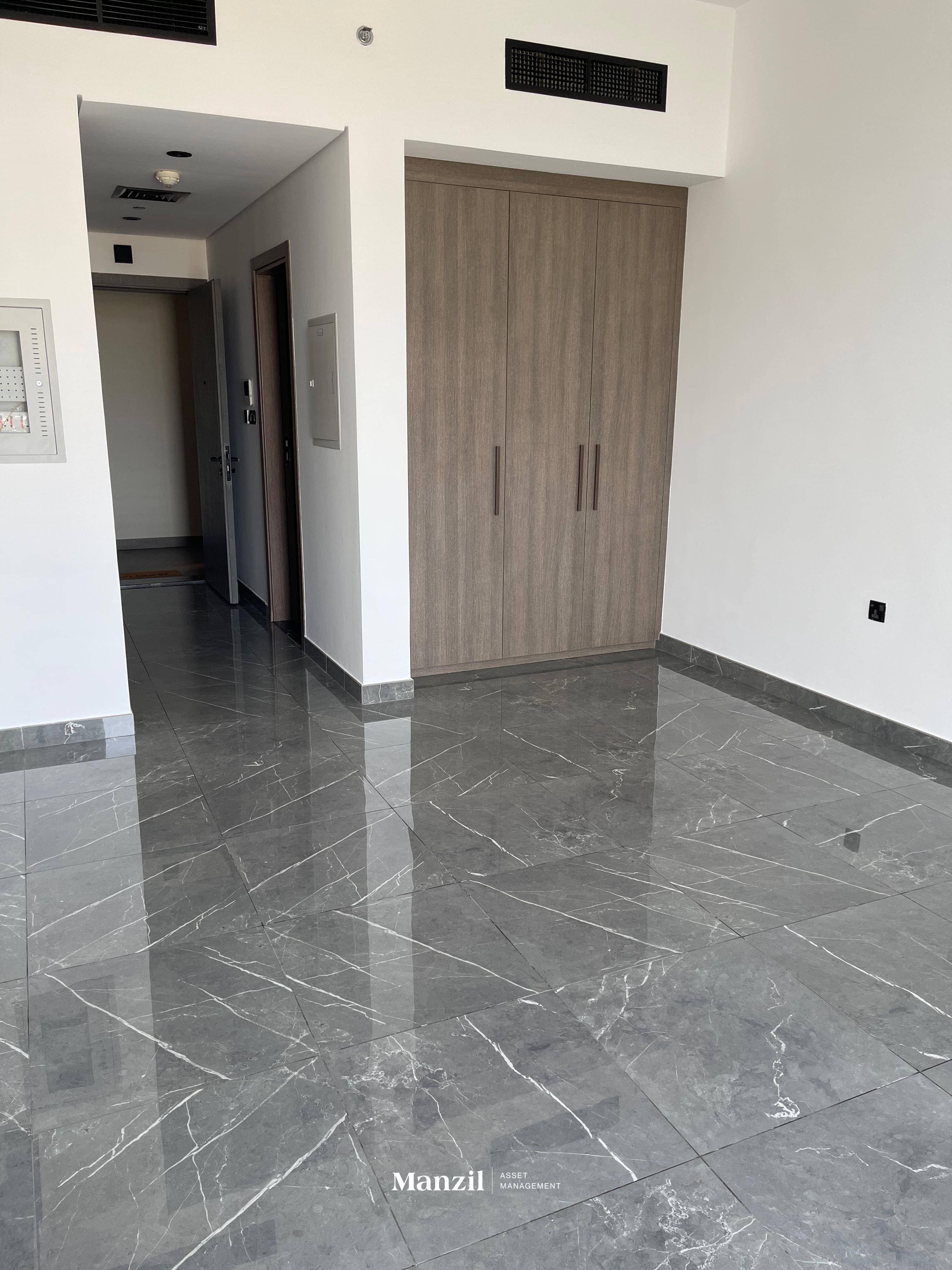 Spacious Studio | Arjan | Unfurnished