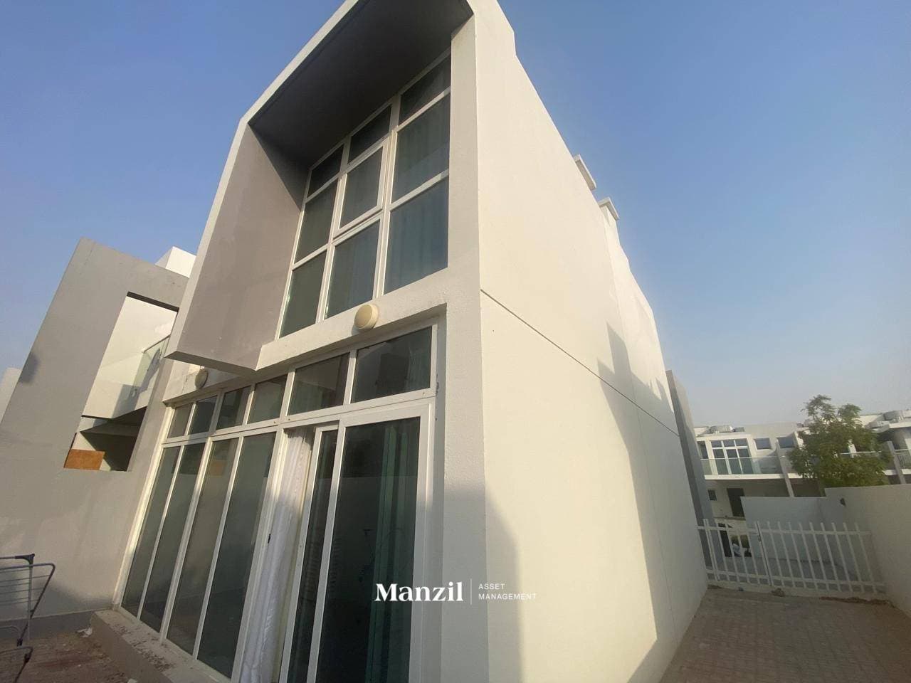 Well Maintained | Full Furnished | Modern