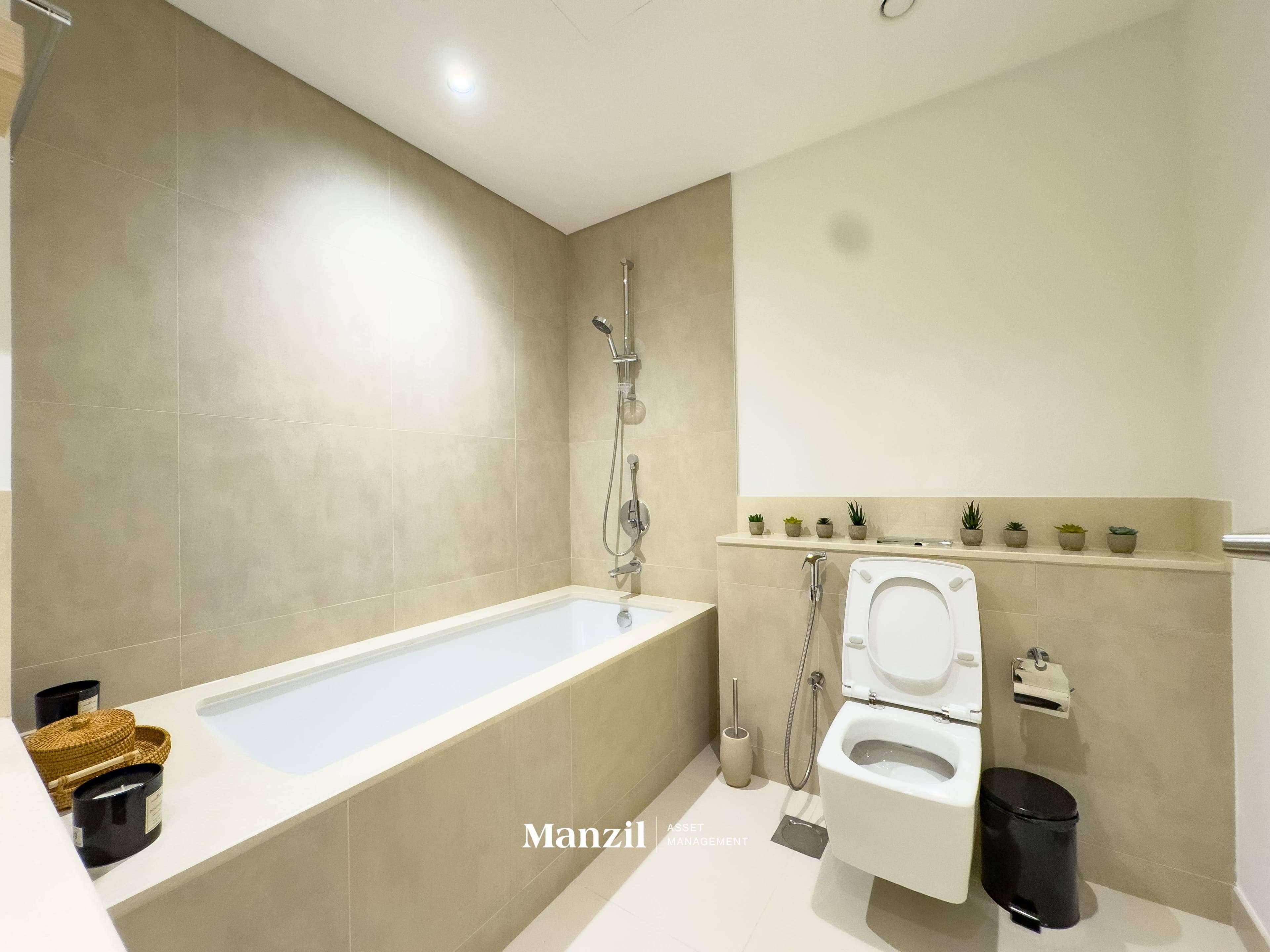 Elegant Urban Living | 3BR Apartments | Burj Crown