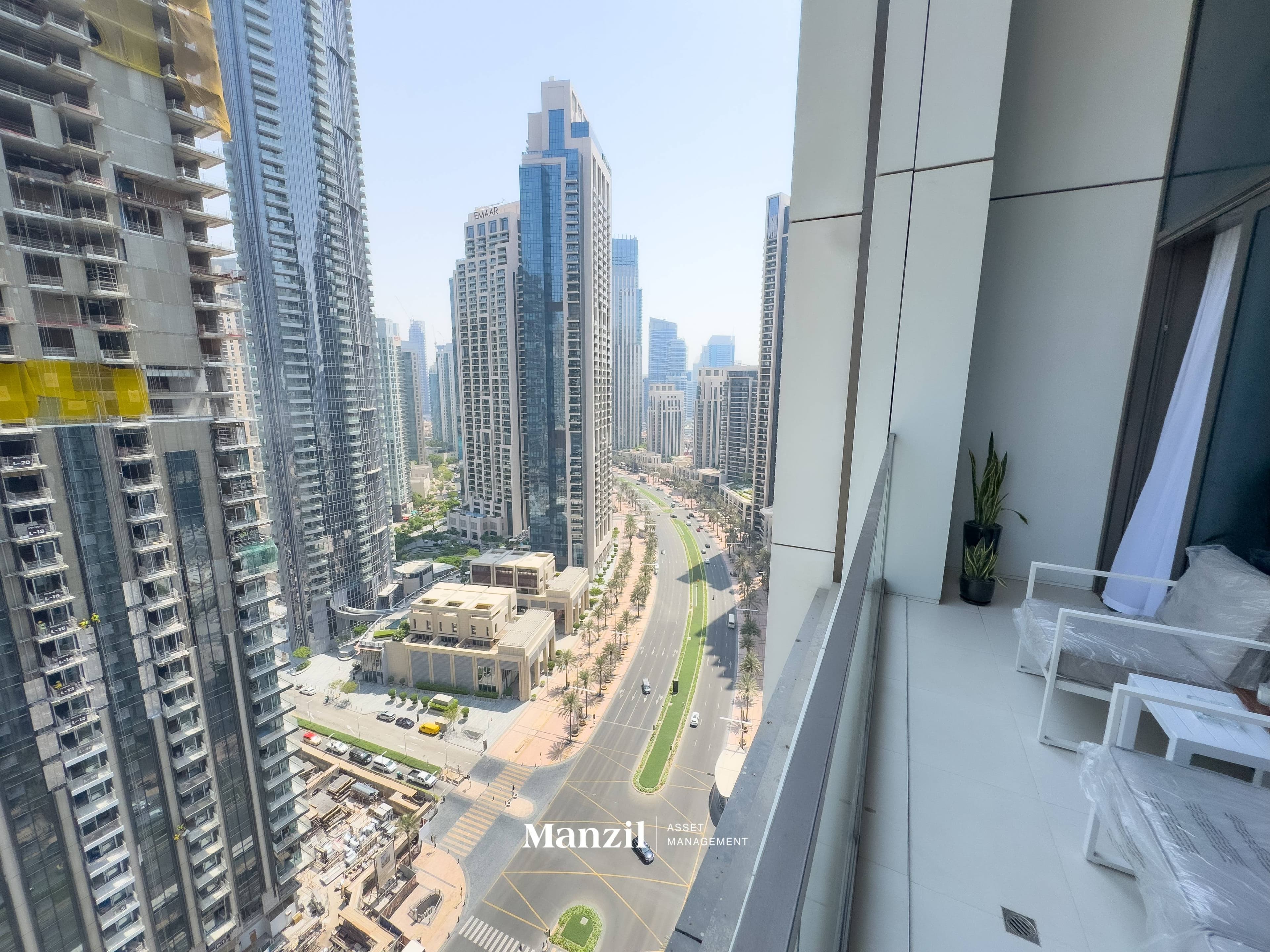 Elegant Urban Living | 3BR Apartments | Burj Crown