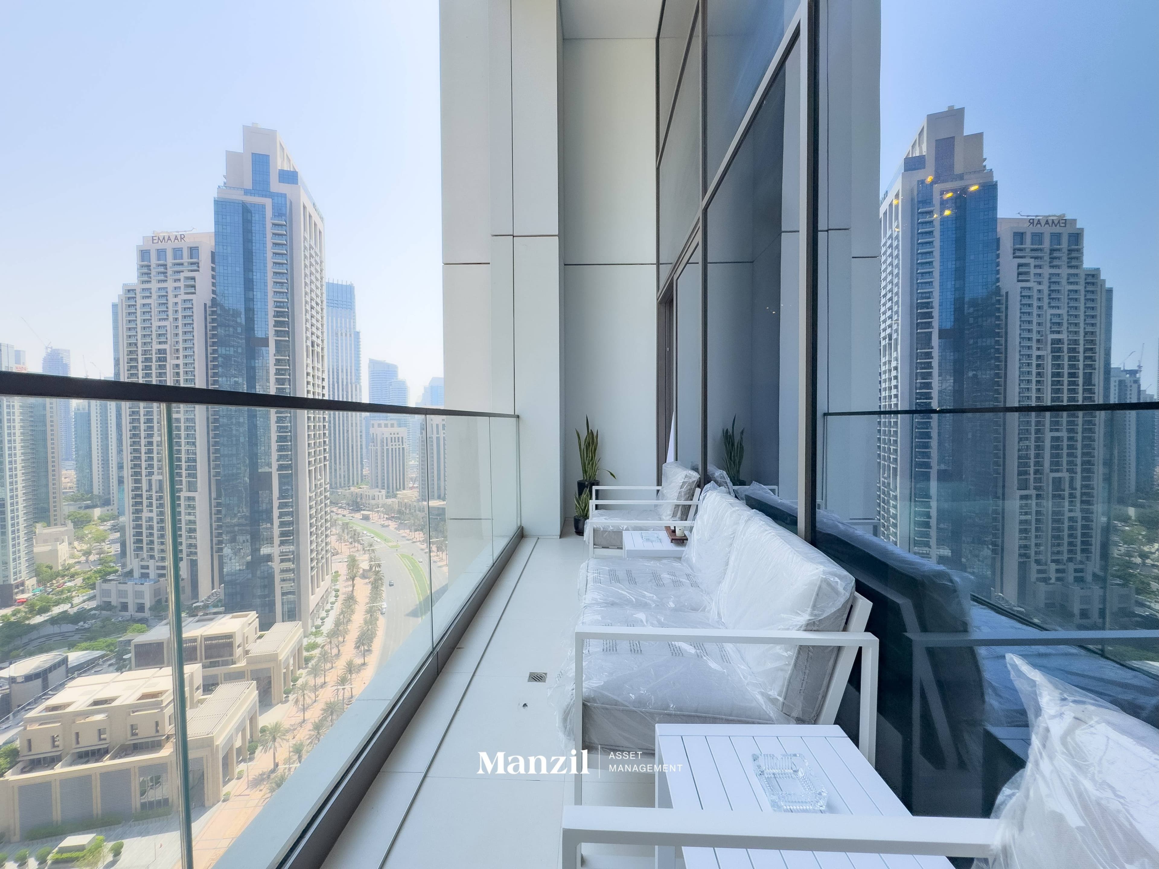 Elegant Urban Living | 3BR Apartments | Burj Crown