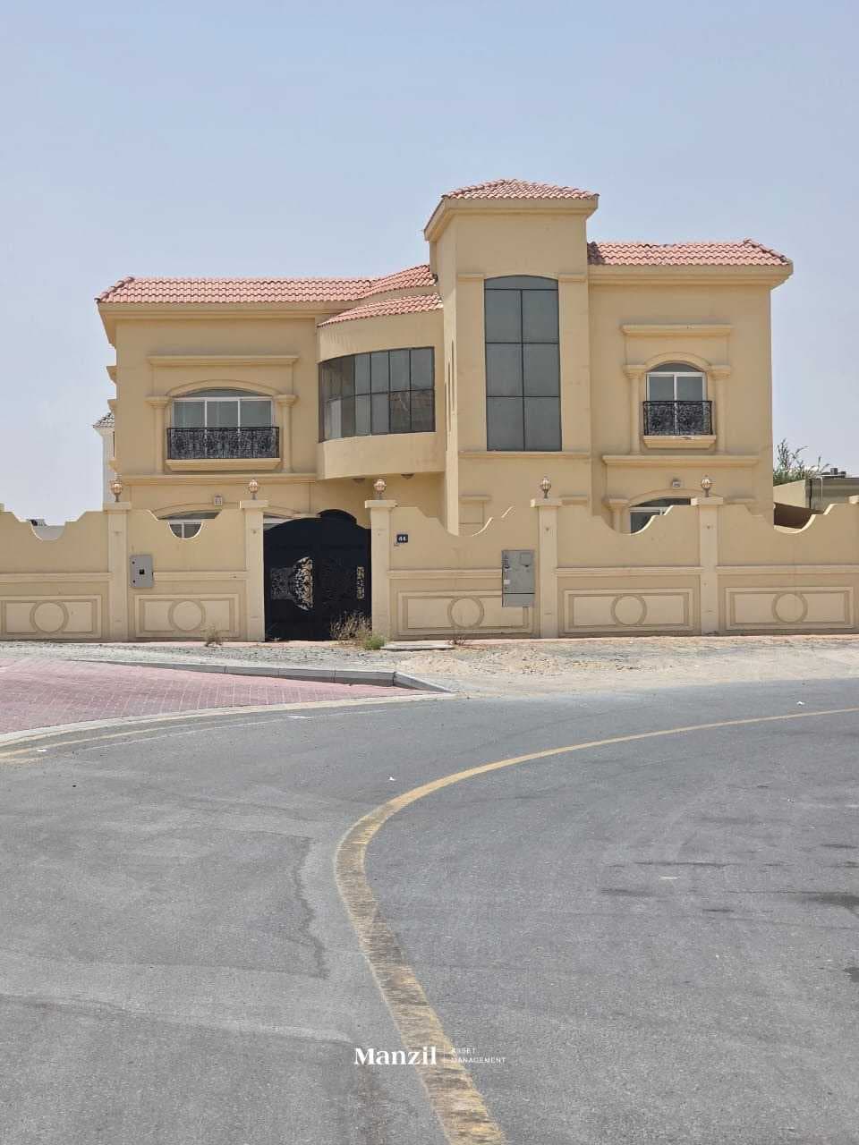 5 Bed Villa | Spacious | Luxury Living